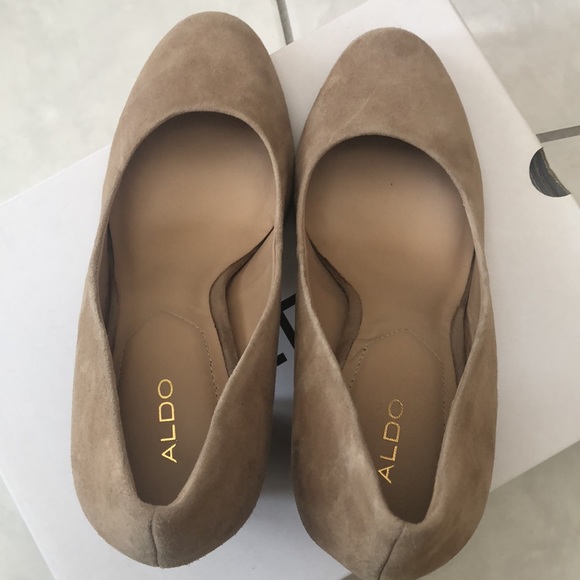 Tan Miryma Block Pumps - Picture 5 of 7